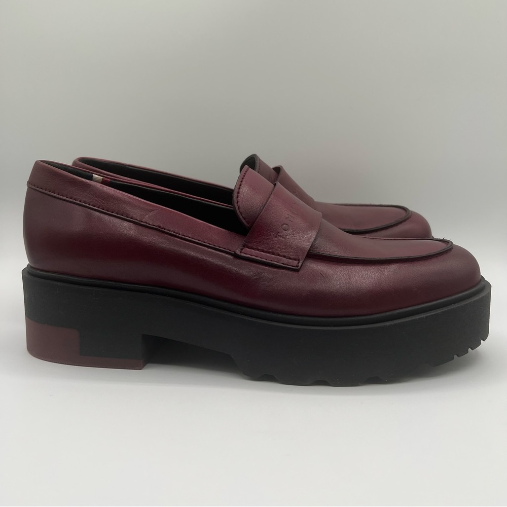 Tommy Hilfiger Unisex Burgundy Lab Leather Slip-On Lug Sole Casual Loafers SZ 10 - Picture 1 of 16